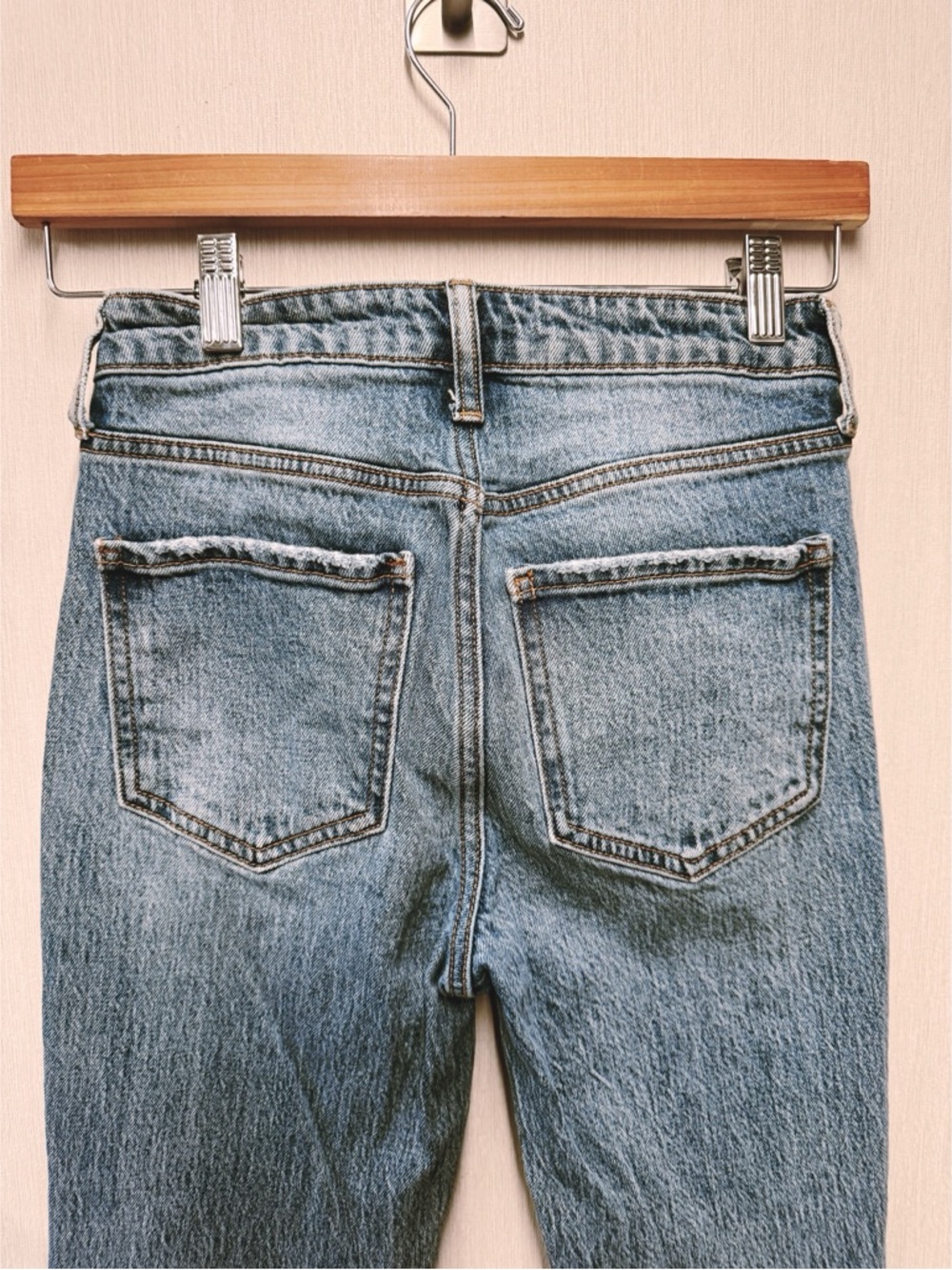 Willow + Root The Flared Out High Rise Split Hem Jeans, Size 24 - Picture 10 of 12